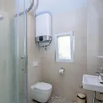 With Private Heated Pool In Lahor Apartment Seget Vranjica